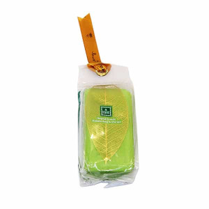 Antibacterial soap Green tea in a gift box (Madame Heng) - 120g.