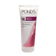 Daily face scrub scrub for skin renewal with TanSolve (Pond's) - 100g.